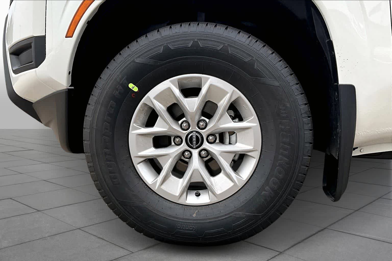 New 2026 Nissan Frontier S image 8