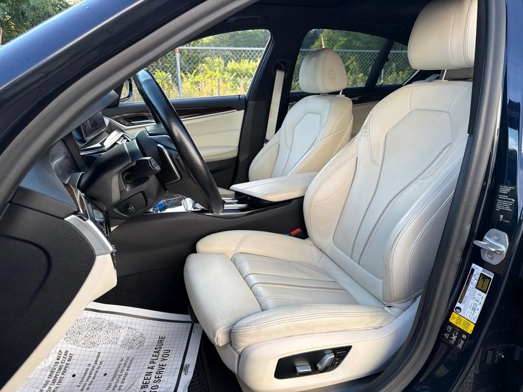 Used 2020 BMW 540i xDrive w/ Executive Package AWD/4WD image 25