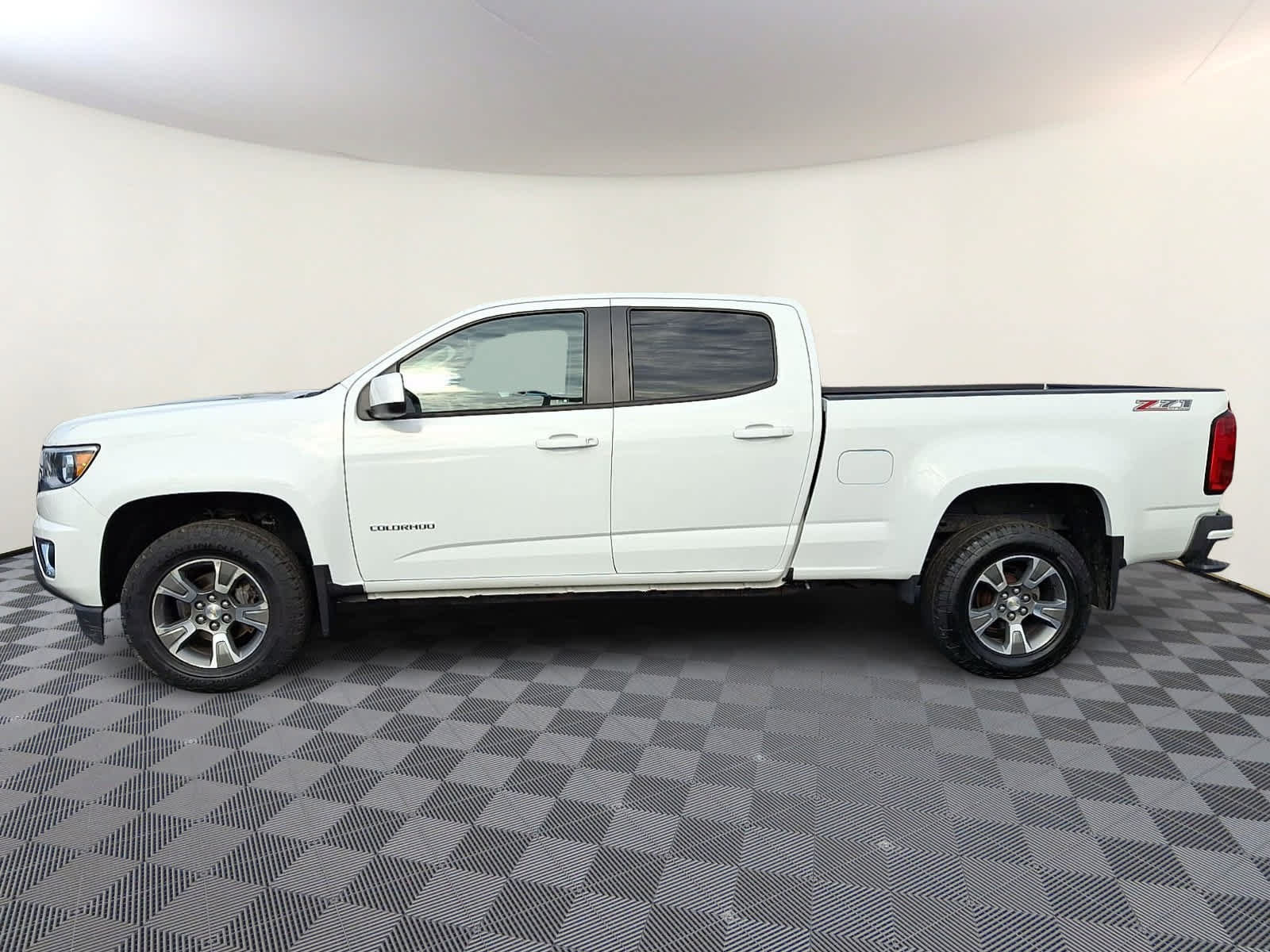 Used 2019 Chevrolet Colorado Z71 AWD/4WD image 8