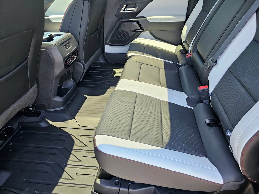 New 2026 Chevrolet Silverado EV 4x4 Crew Cab image 18