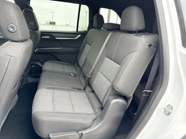 Used 2025 GMC Acadia Elevation image 23