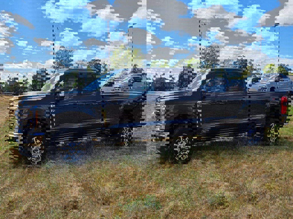 New 2025 Ford F350 Lariat w/ Lariat Ultimate Package image 36