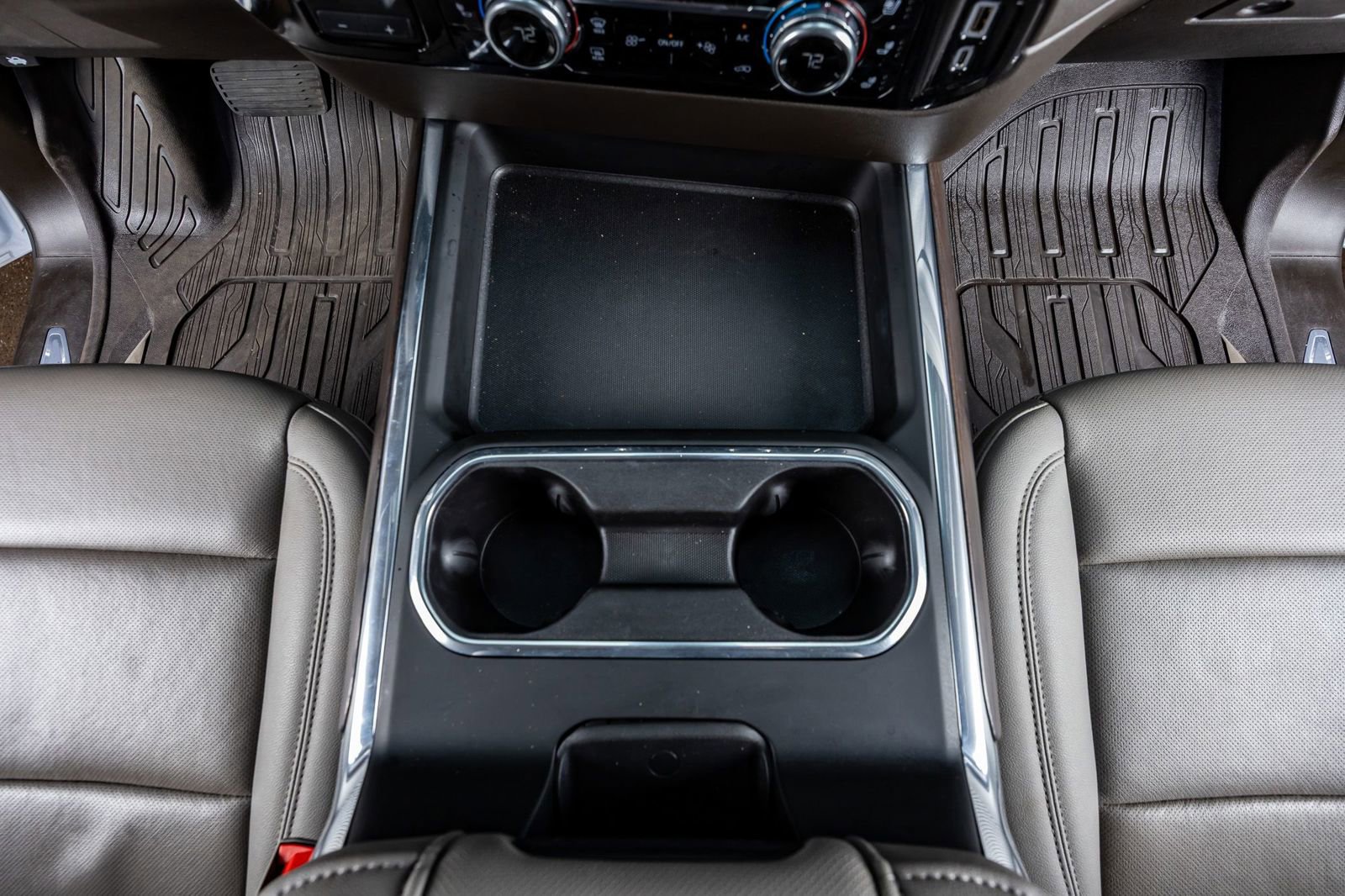 Used 2025 GMC Sierra 2500 SLT image 28