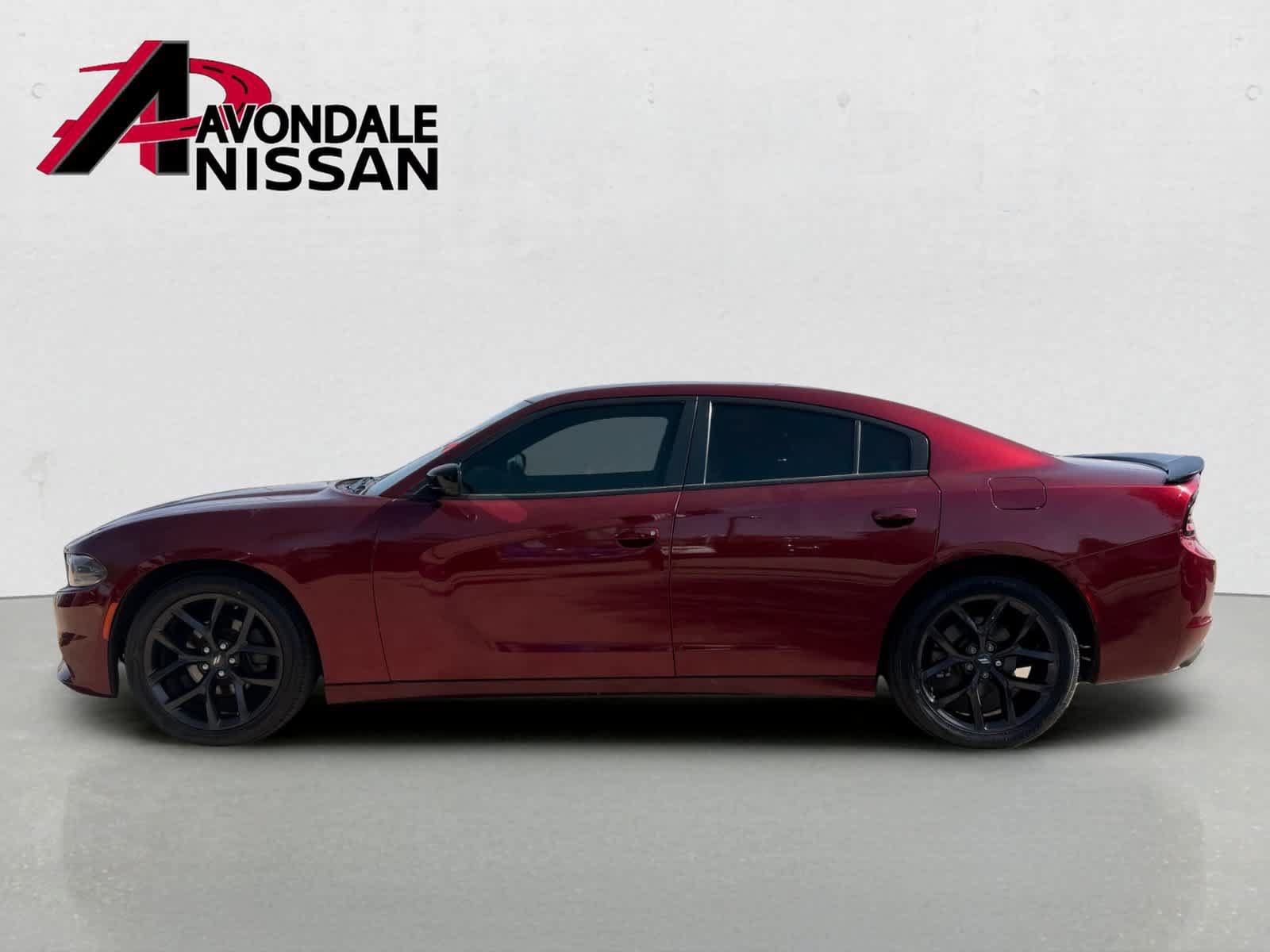 Used 2021 Dodge Charger SXT w/ Blacktop Package RWD image 3