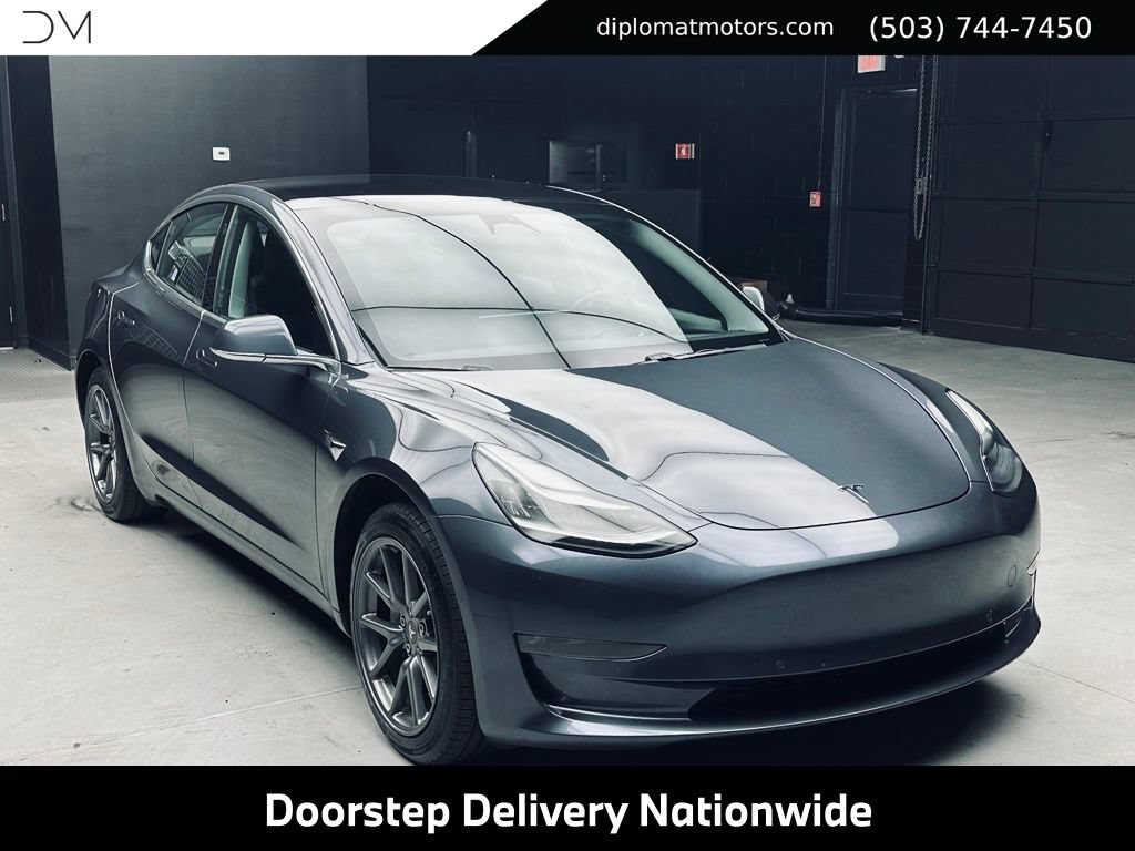 Used 2018 Tesla Model 3 Long Range RWD image 8