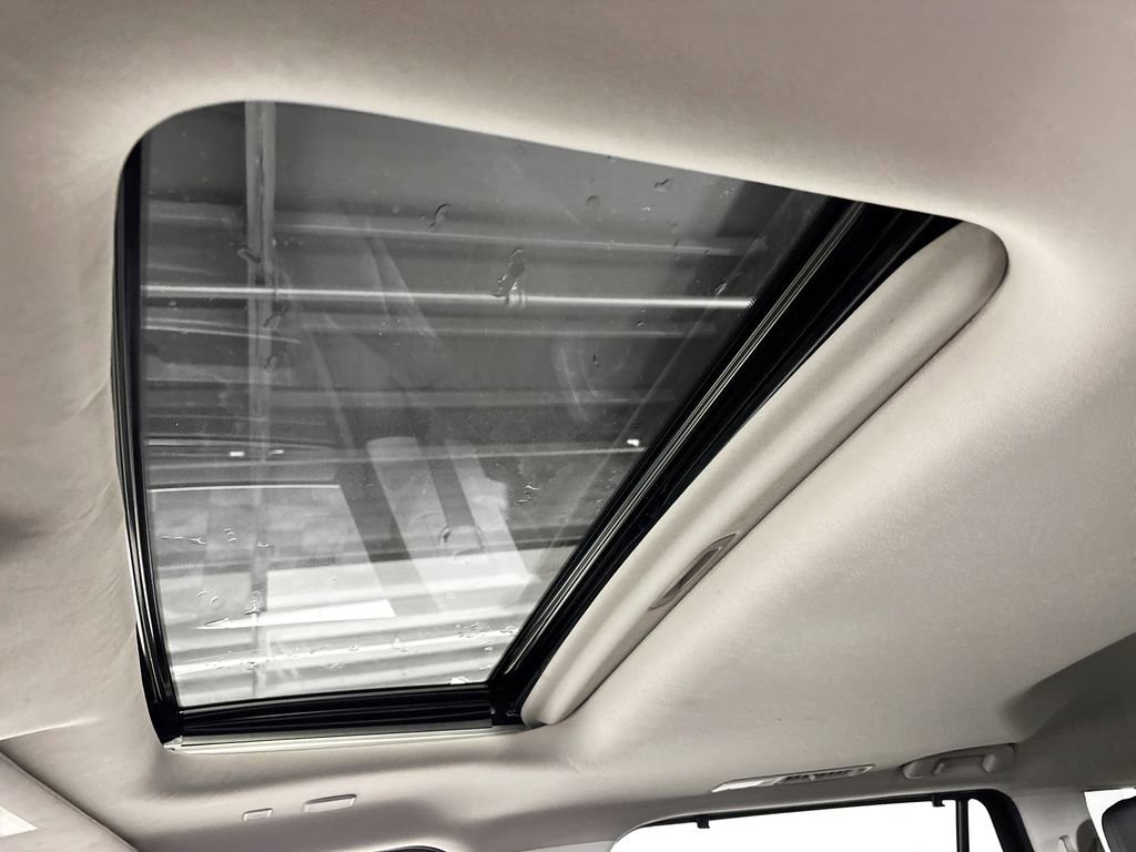 Used 2023 Toyota Sequoia Limited image 18