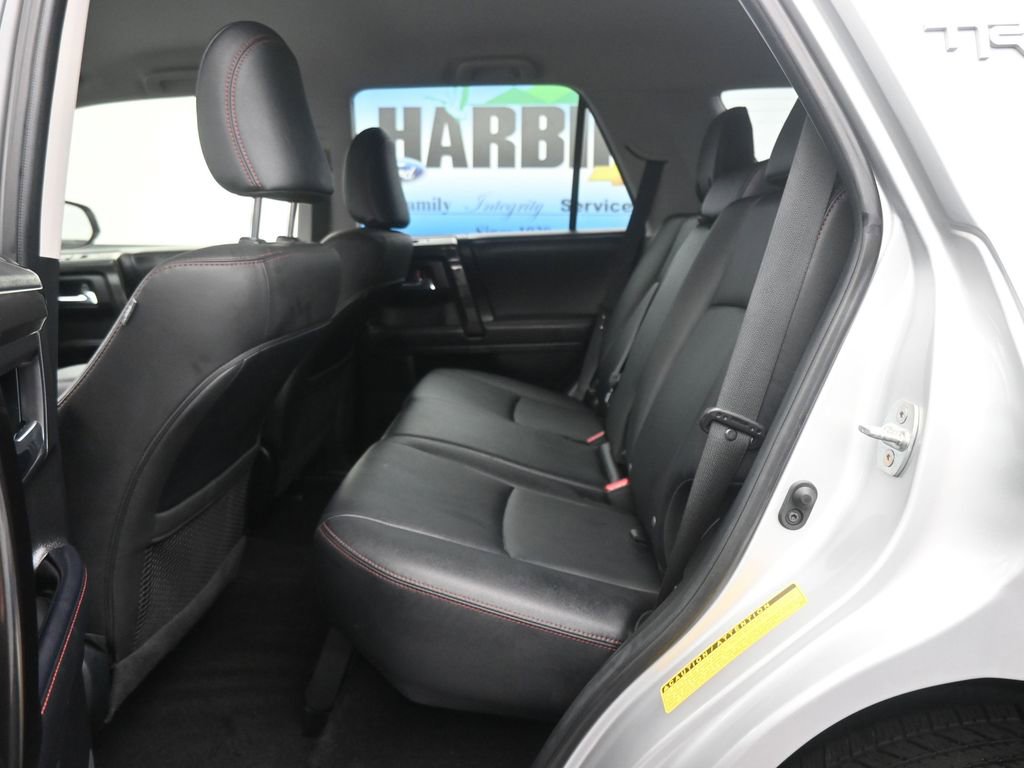 Used 2024 Toyota 4Runner TRD Off-Road Premium image 9