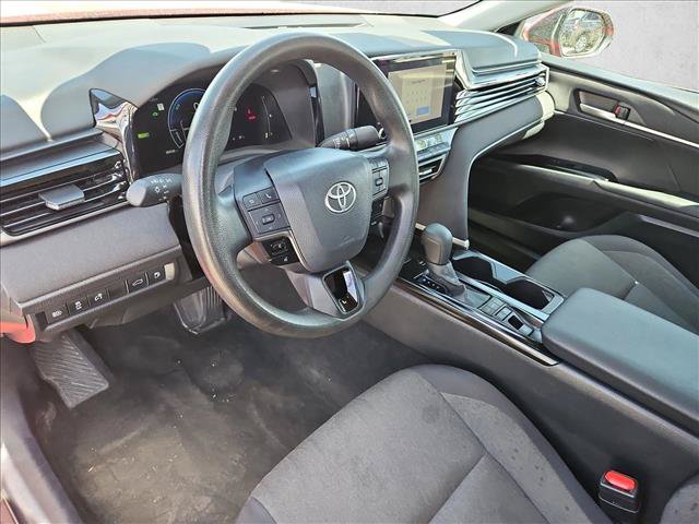 Used 2025 Toyota Camry LE FWD image 11