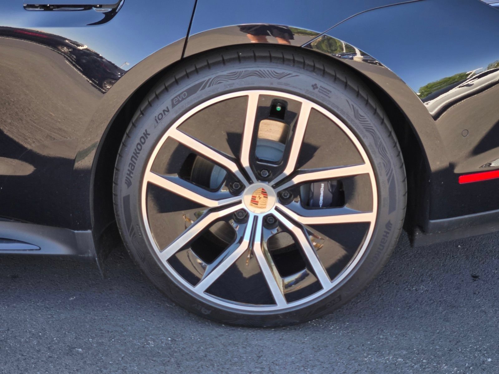 New 2026 Porsche Taycan AWD/4WD image 12