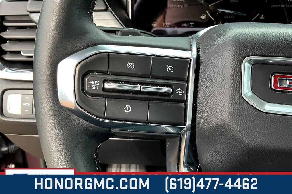 Used 2025 GMC Acadia Elevation image 11