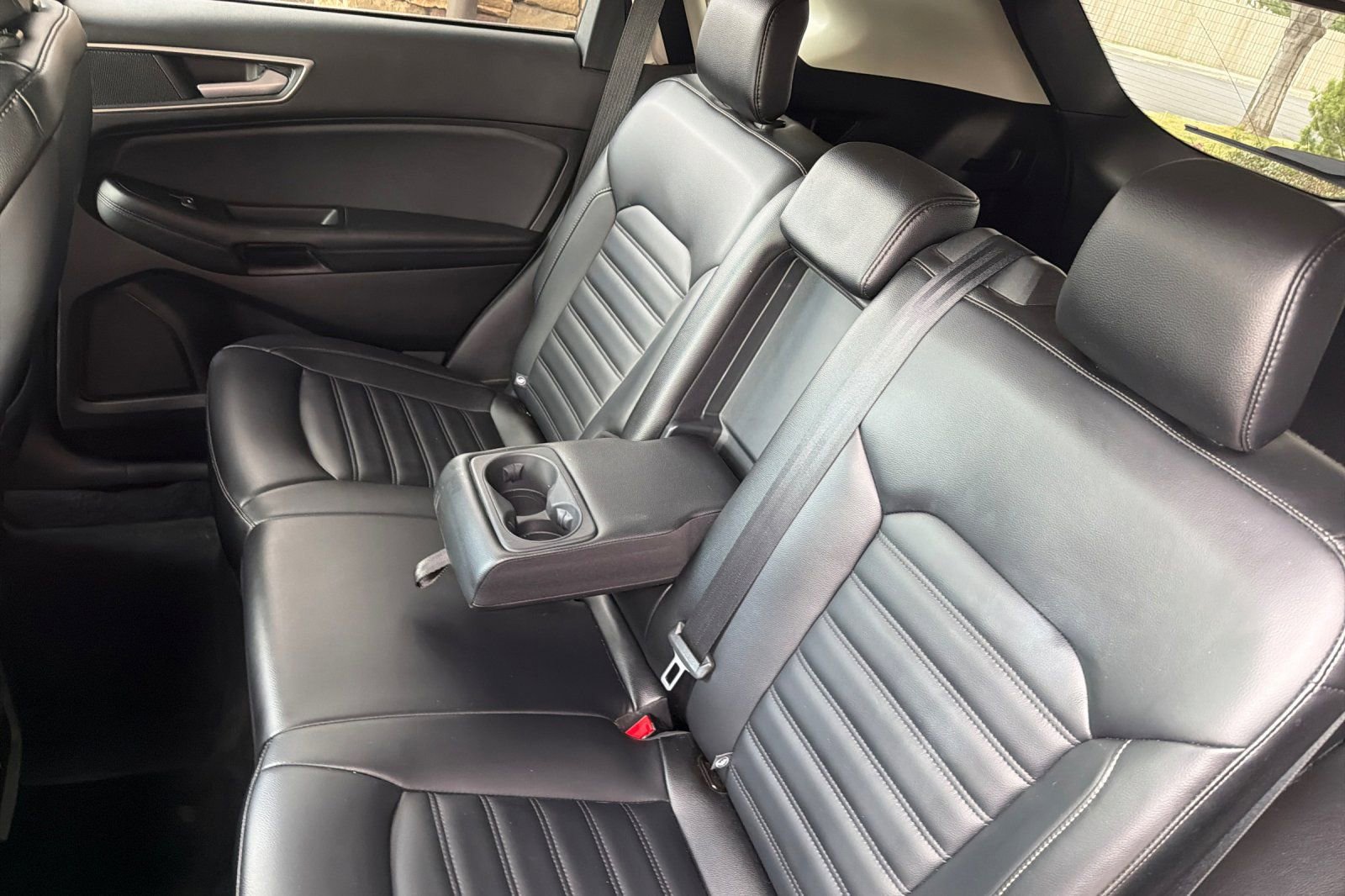 Used 2024 Ford Edge SEL image 12