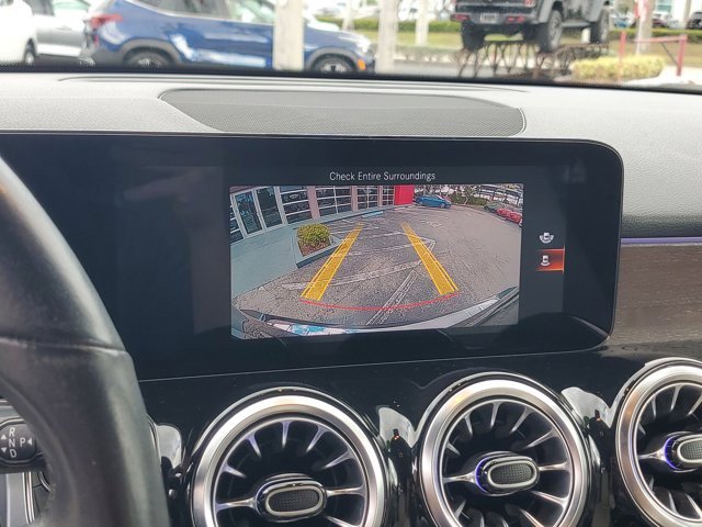 Used 2022 Mercedes-Benz GLB 250 image 24