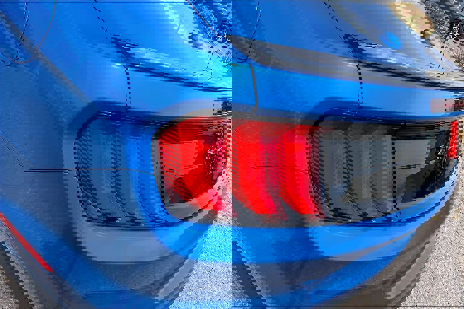 Used 2019 Ford Mustang Convertible w/ Equipment Group 101A RWD image 26