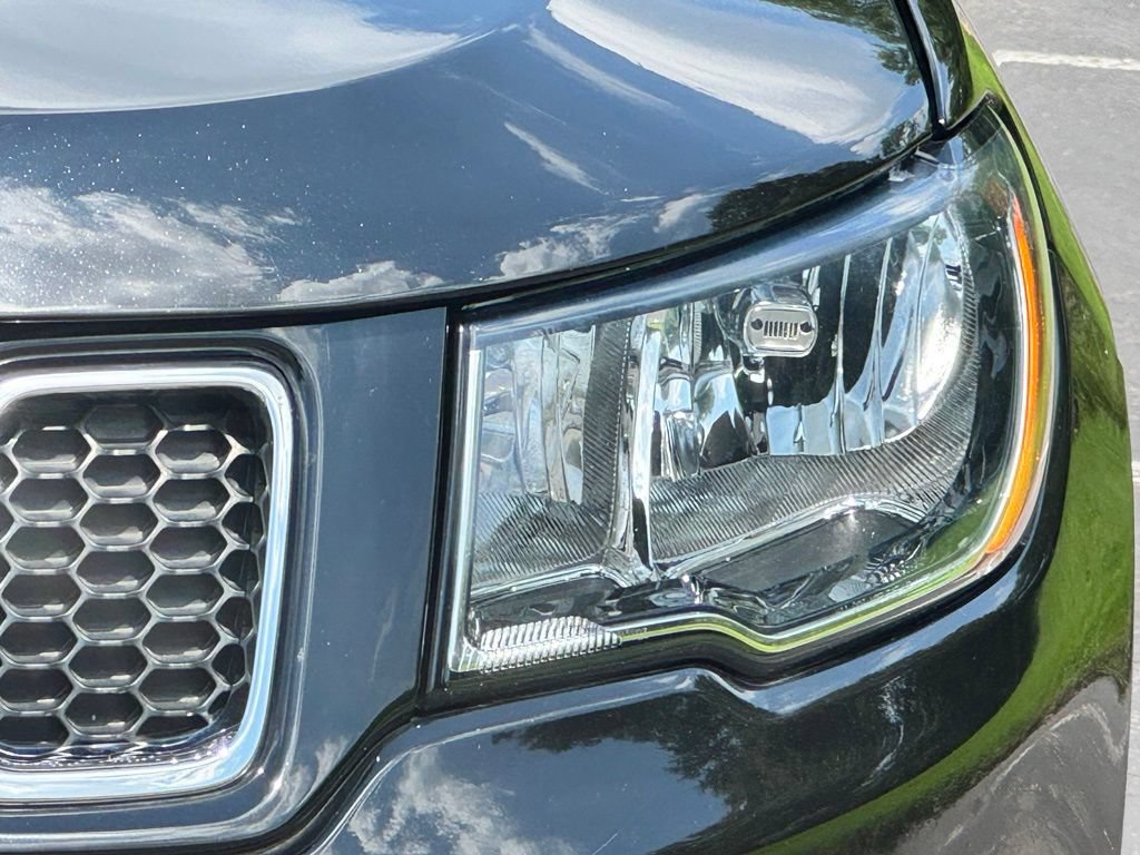 Used 2019 Jeep Compass Latitude w/ Popular Equipment Group AWD/4WD image 5
