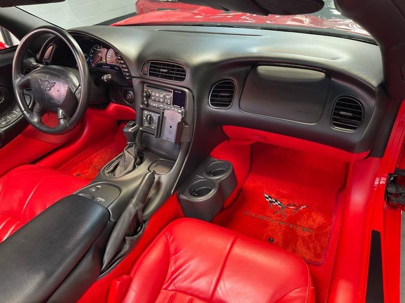 Used 2001 Chevrolet Corvette Convertible RWD image 42