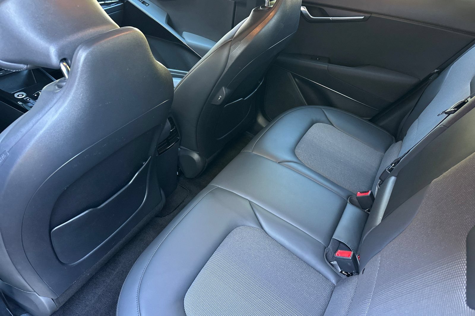 Used 2024 Kia Niro Wind FWD image 12