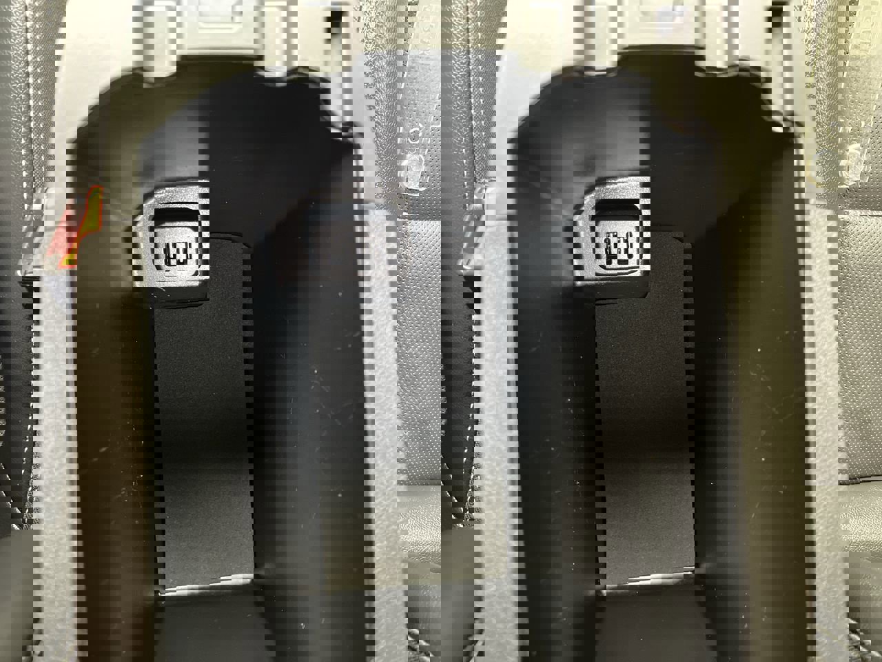 Certified 2024 GMC Terrain SLT image 26