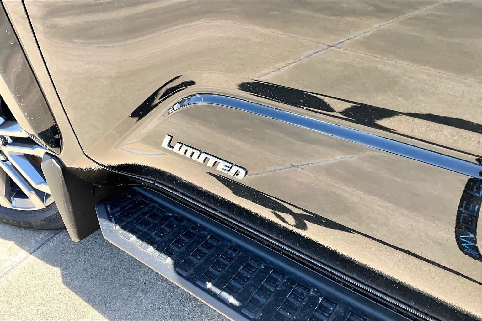 New 2026 Toyota 4Runner Limited AWD/4WD image 17