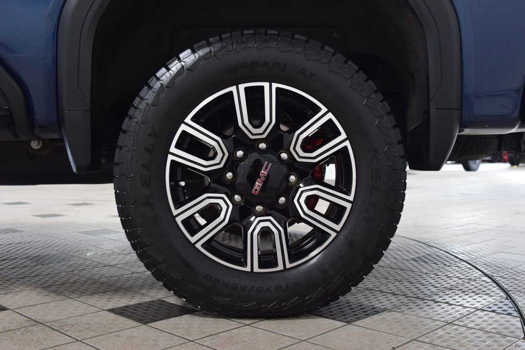 Used 2021 GMC Sierra 2500 AT4 w/ AT4 Premium Plus Package AWD/4WD image 25