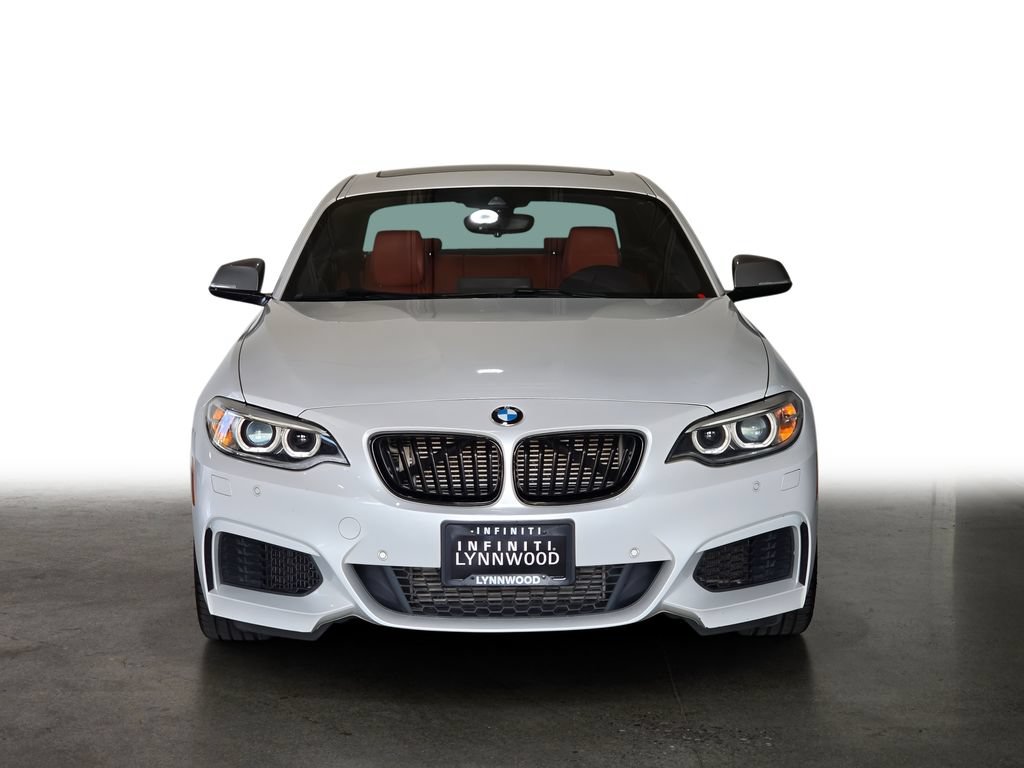 Used 2016 BMW M235i Coupe RWD image 2