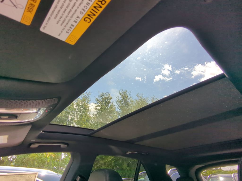 Used 2025 Mercedes-Benz GLE 450e 4MATIC image 17