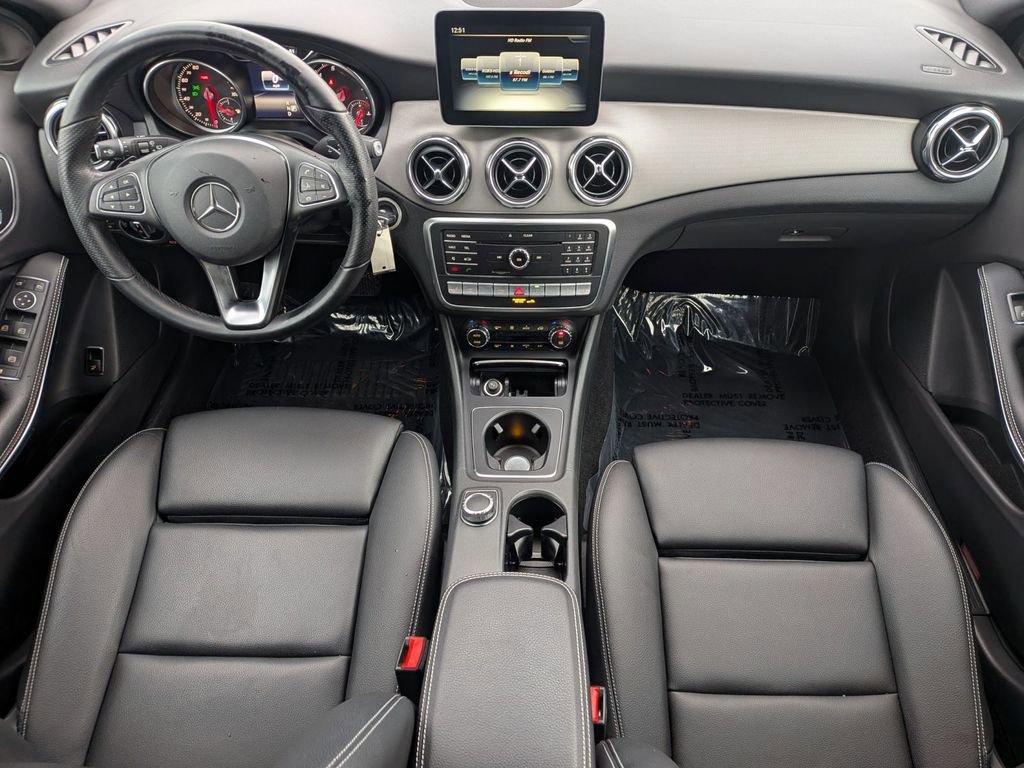 Used 2020 Mercedes-Benz GLA 250 4MATIC w/ Premium Package image 31