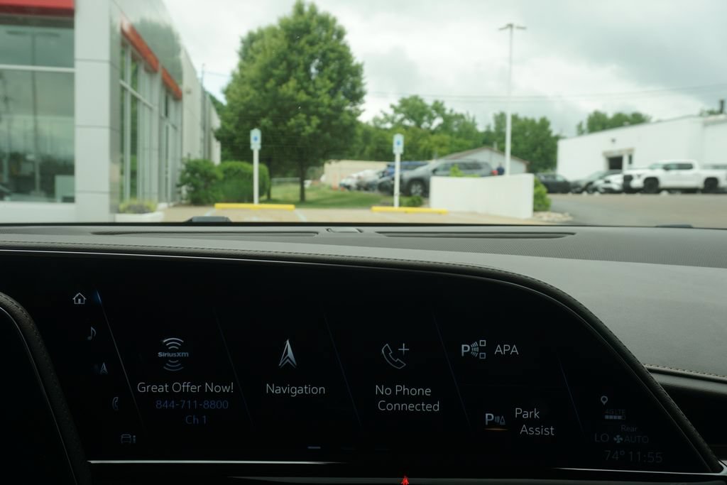 Used 2022 Cadillac Escalade Sport AWD/4WD image 13