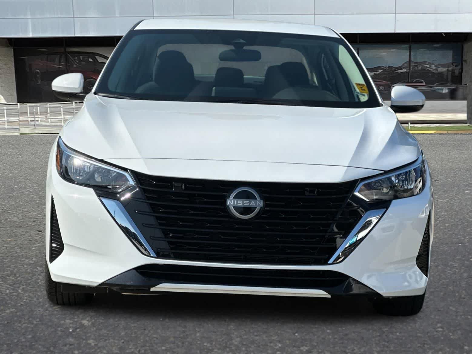 Used 2025 Nissan Sentra SV FWD image 11