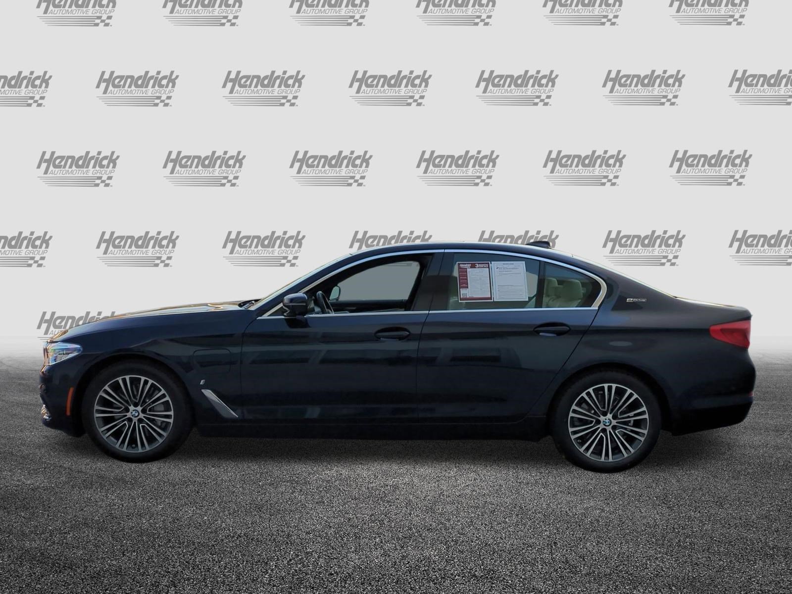 Used 2019 BMW 530e w/ Convenience Package image 7