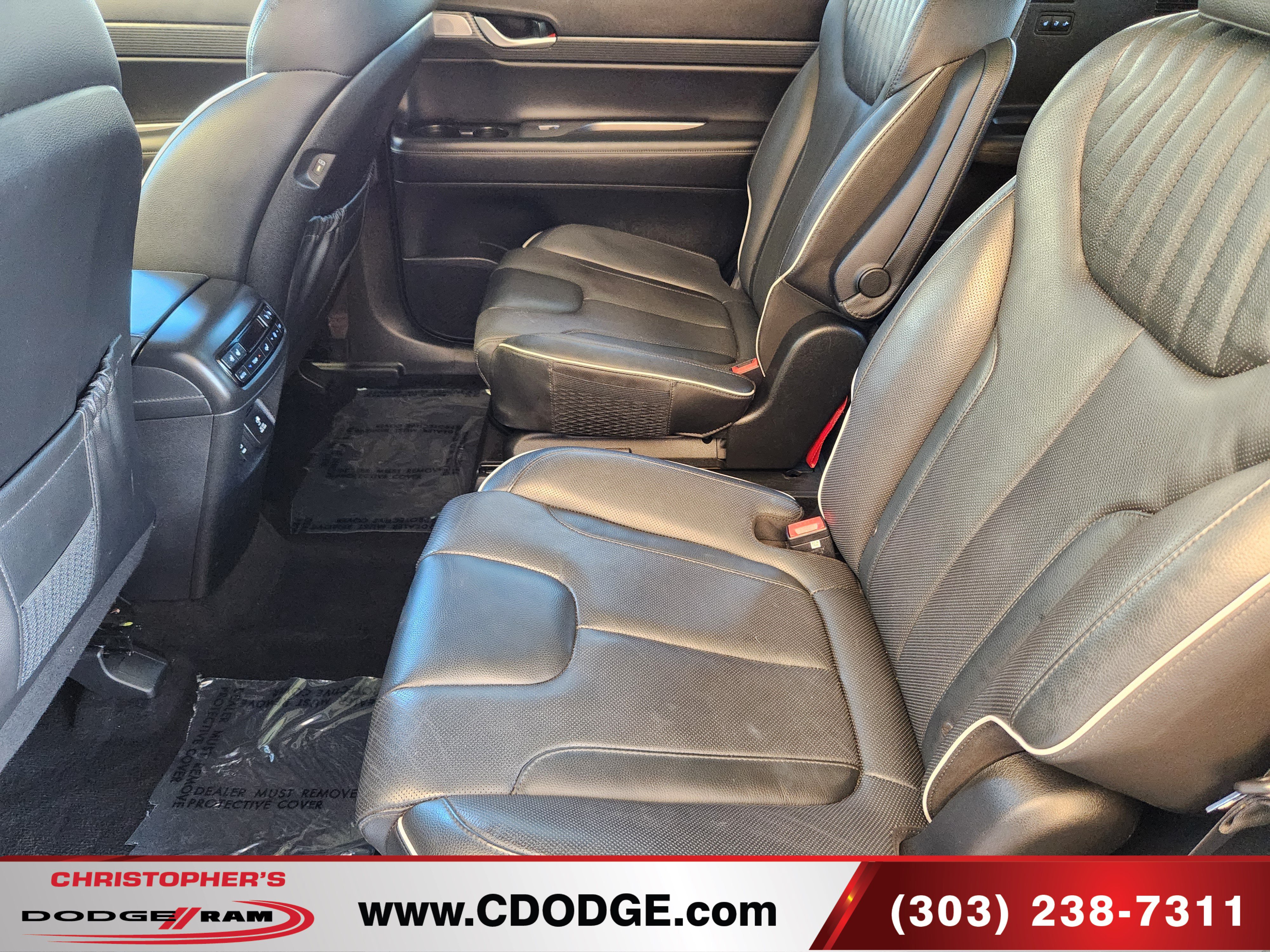 Used 2024 Hyundai Palisade Limited AWD/4WD image 20