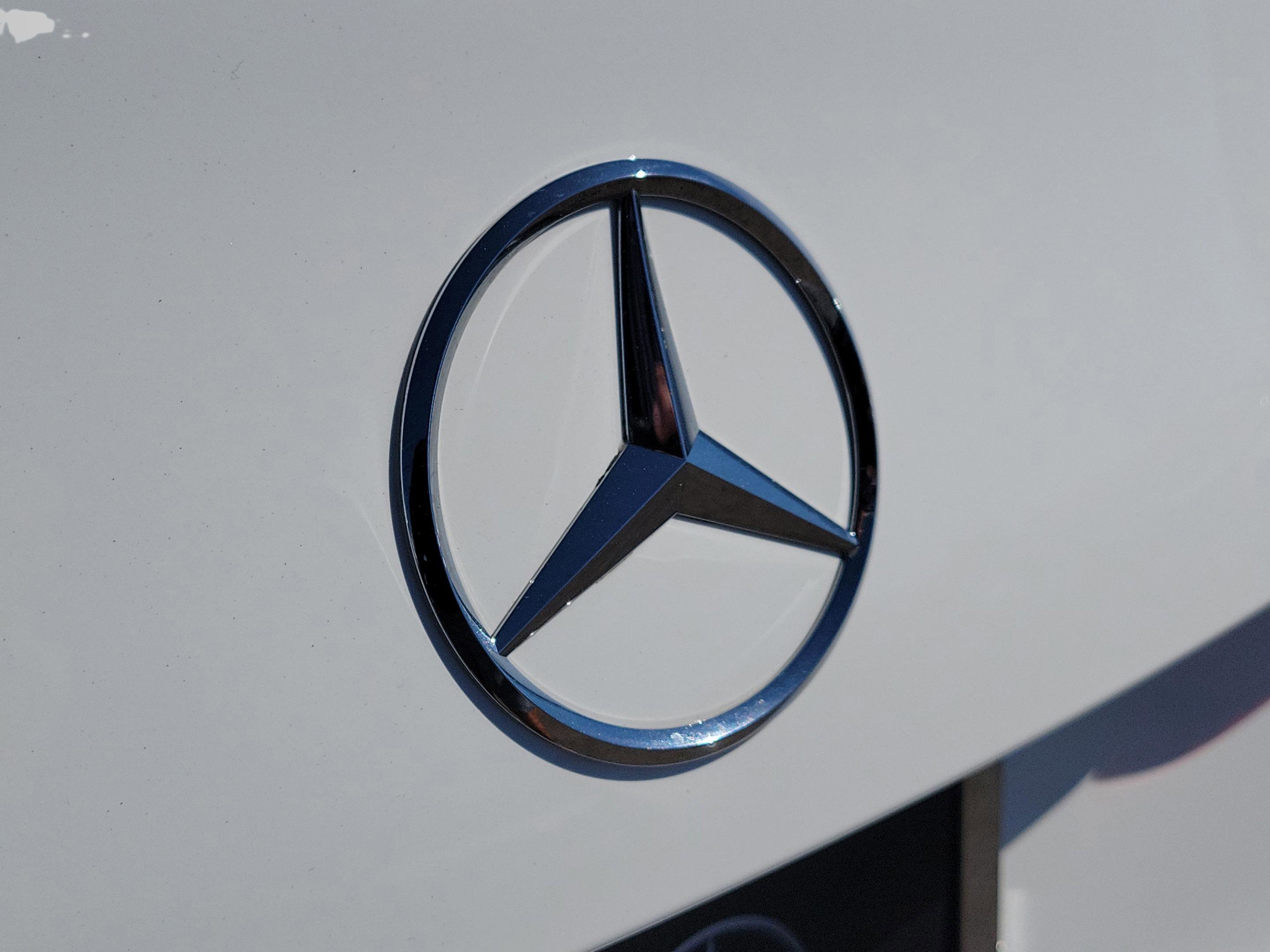 Certified 2023 Mercedes-Benz C 300 Sedan image 8