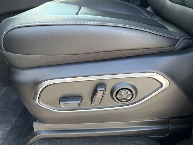 New 2026 Jeep Grand Wagoneer Limited AWD/4WD image 16