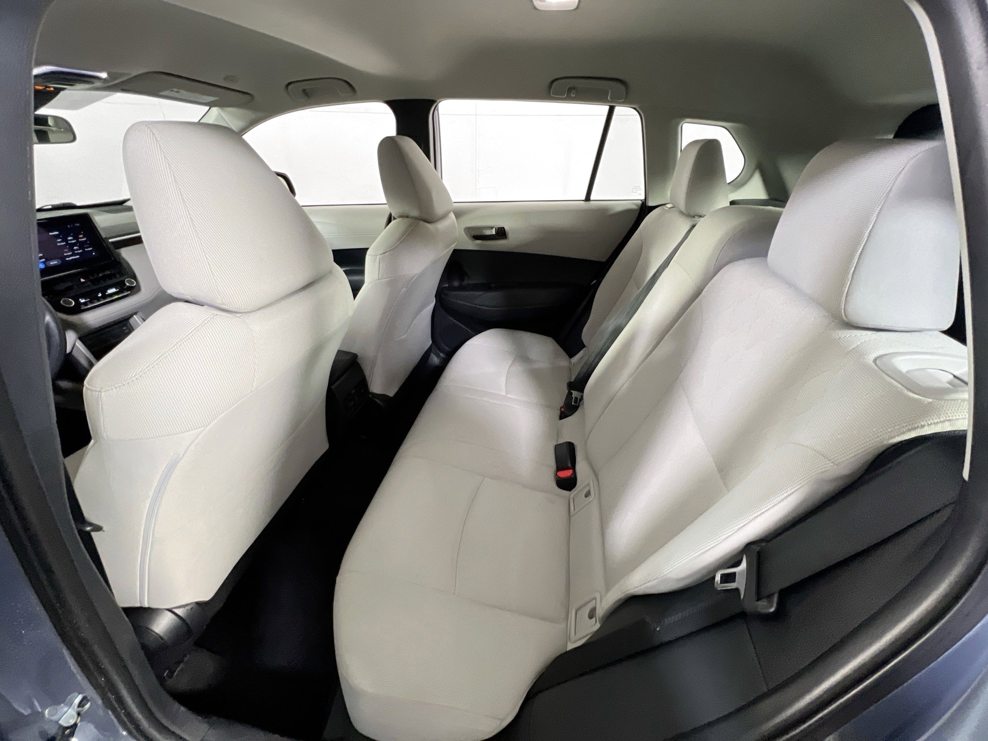 Used 2024 Toyota Corolla Cross L image 22