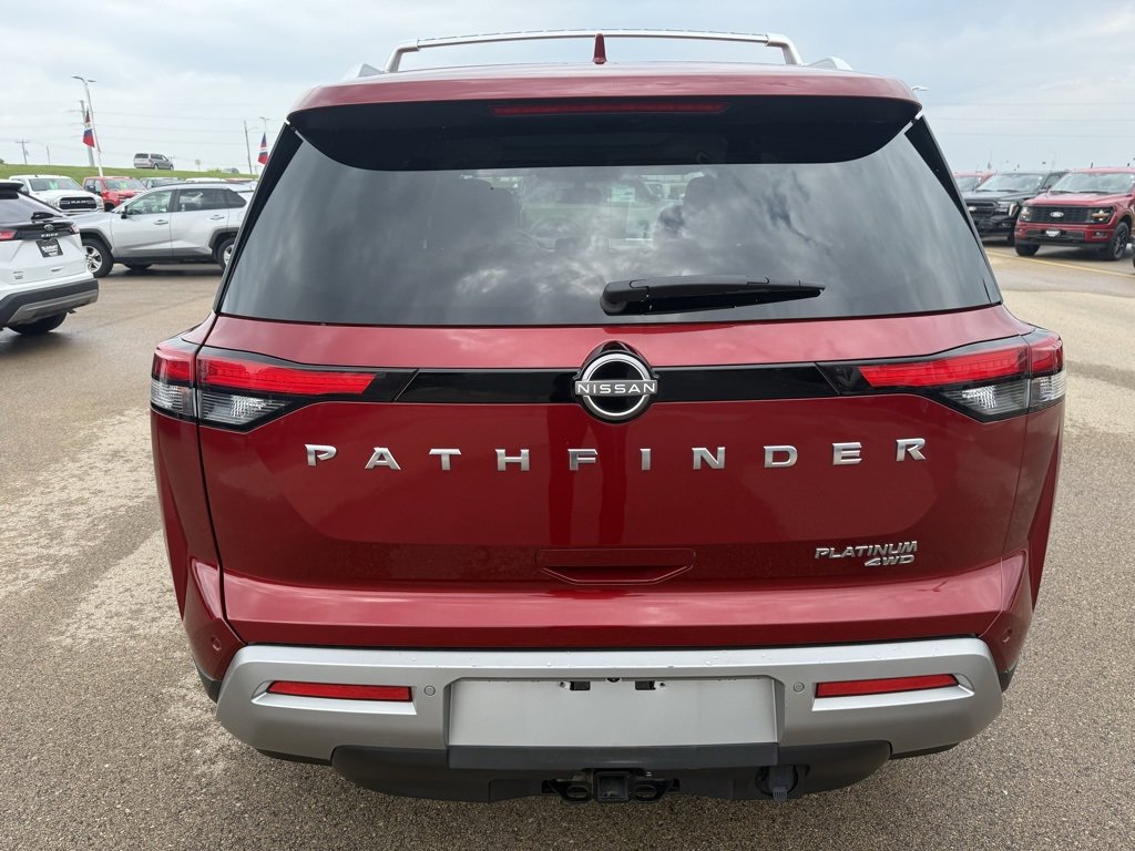 Used 2022 Nissan Pathfinder Platinum w/ Cargo Package image 31