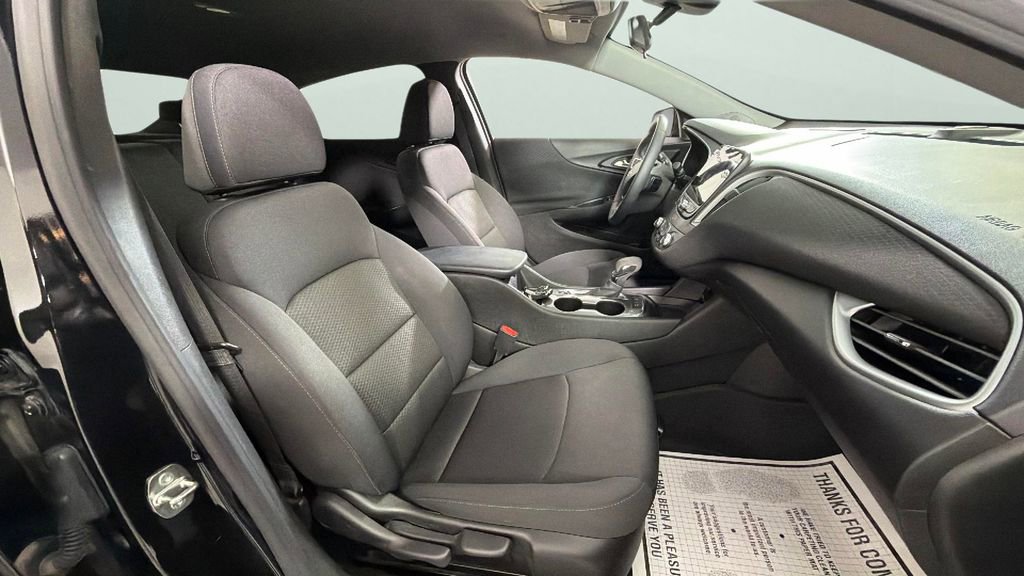 Used 2024 Chevrolet Malibu RS FWD image 31