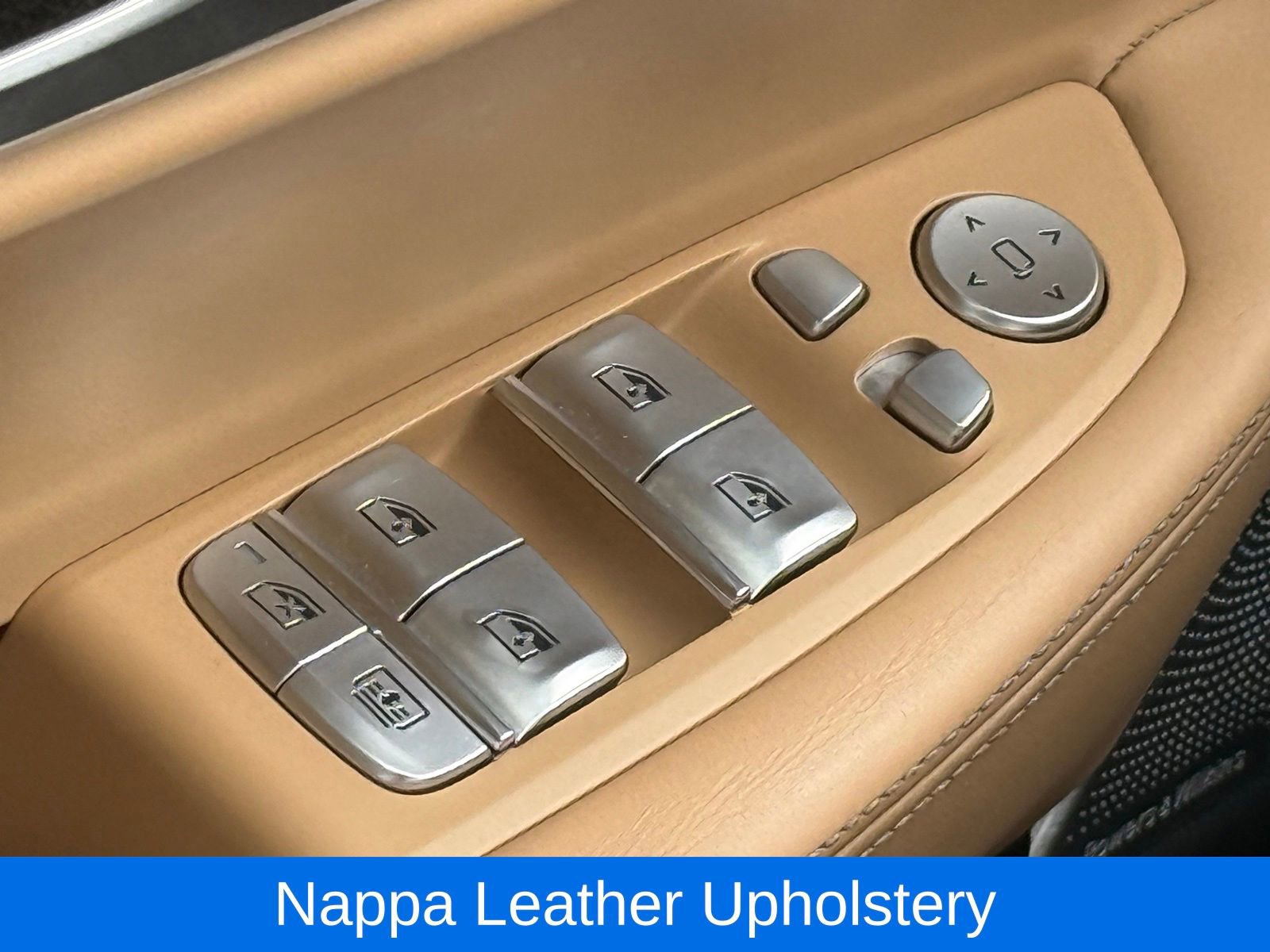 Used 2021 BMW 750i xDrive w/ Executive Package image 44