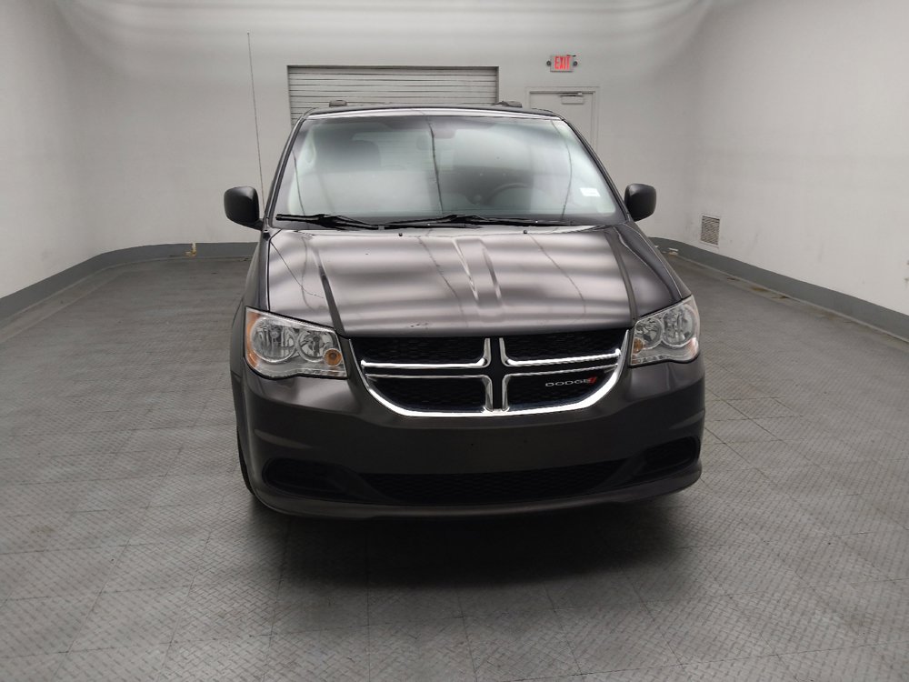 Used 2019 Dodge Grand Caravan SE w/ UConnect Hands-Free Group FWD image 14