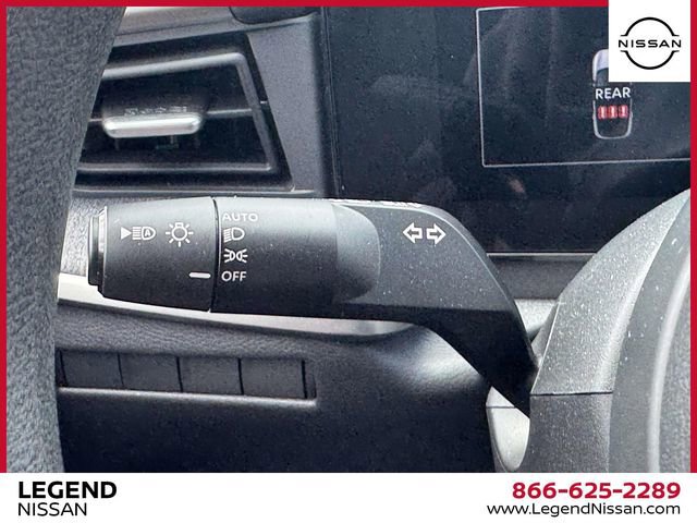 Used 2025 Nissan Kicks SV w/ SV Premium Package AWD/4WD image 20