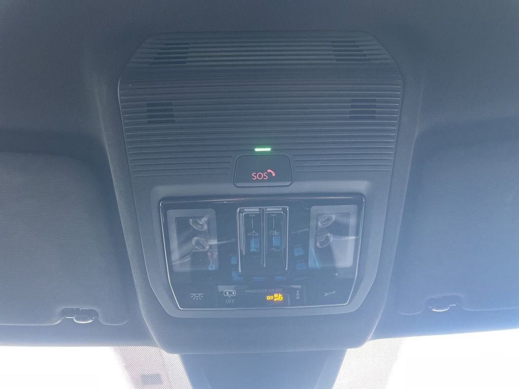 Used 2024 Volkswagen Atlas Cross Sport SEL R-Line image 36