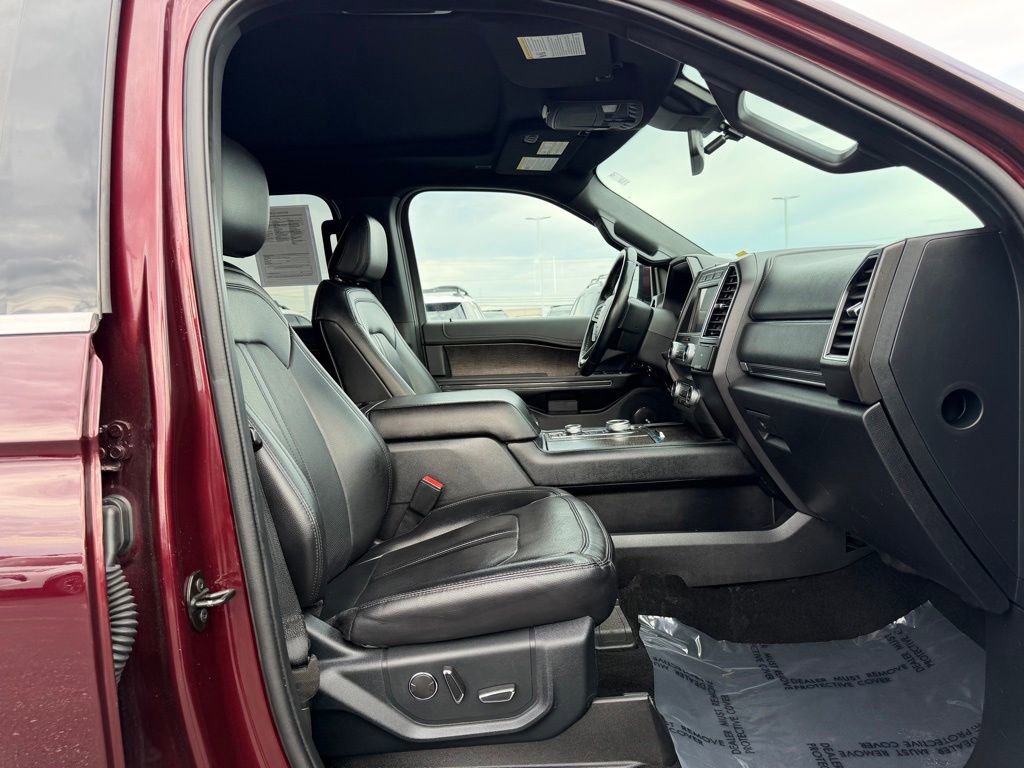 Used 2021 Ford Expedition Max Limited AWD/4WD image 25