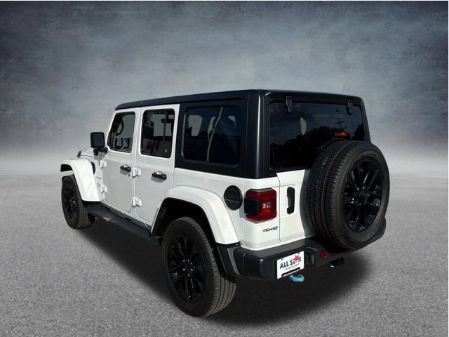 Used 2023 Jeep Wrangler Unlimited Sahara w/ Cold Weather Group AWD/4WD image 8