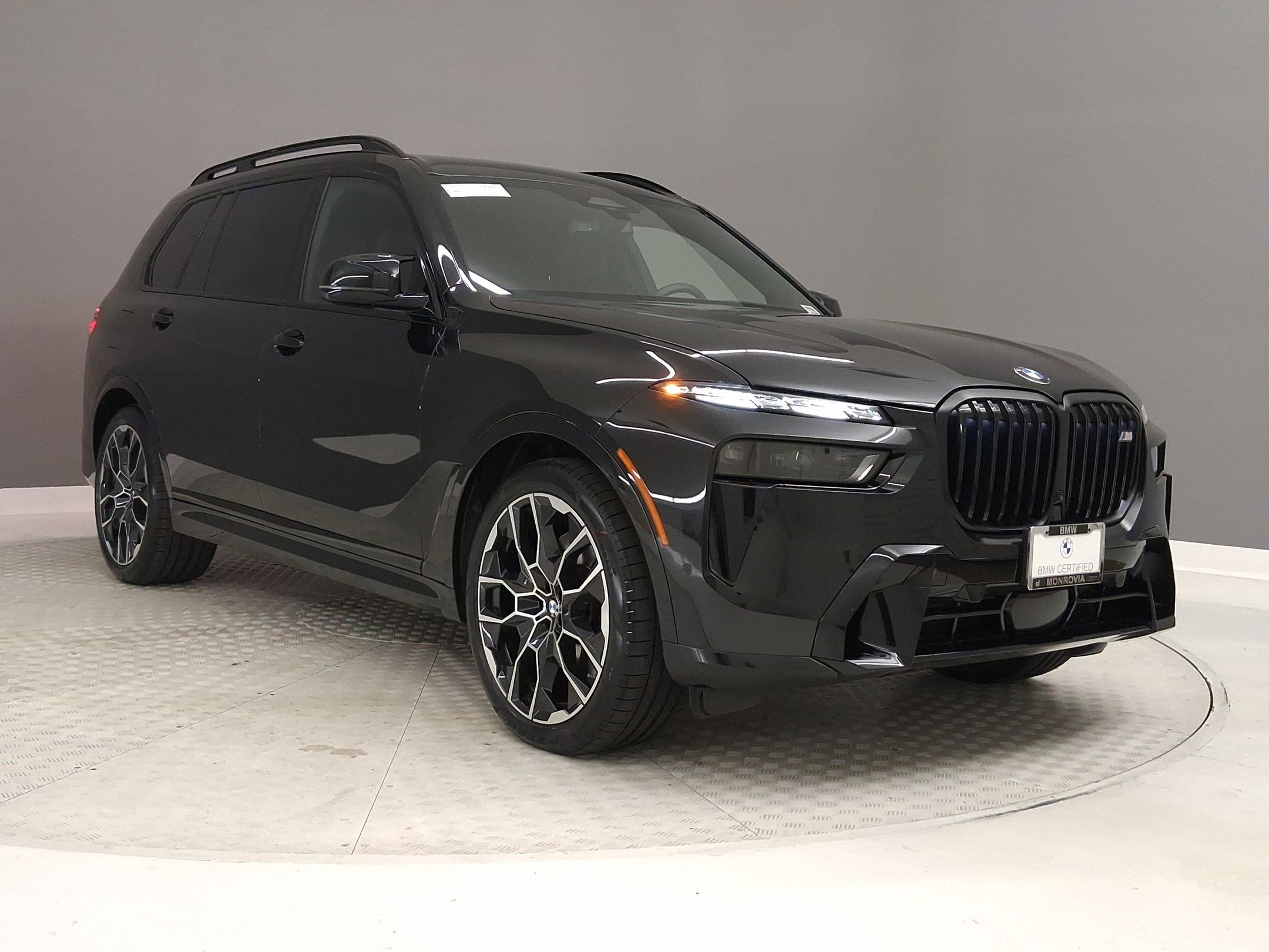 Certified 2024 BMW X7 M60i w/ Executive Package image 5
