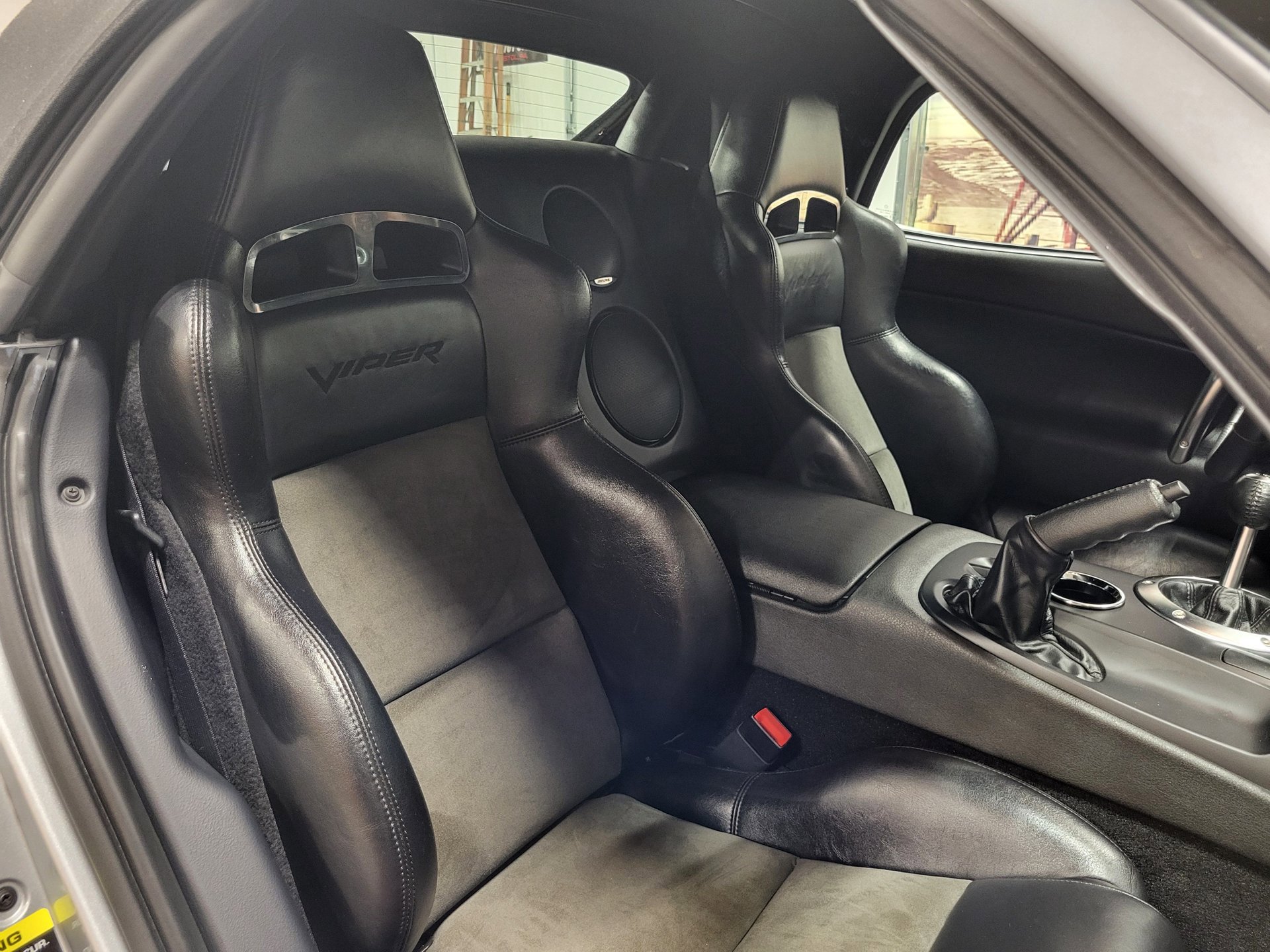 Used 2005 Dodge Viper SRT-10 image 31