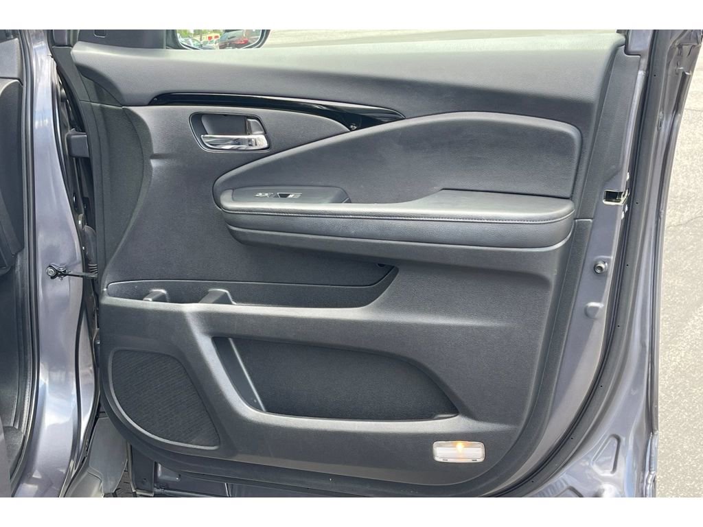 Certified 2020 Honda Passport Elite image 21