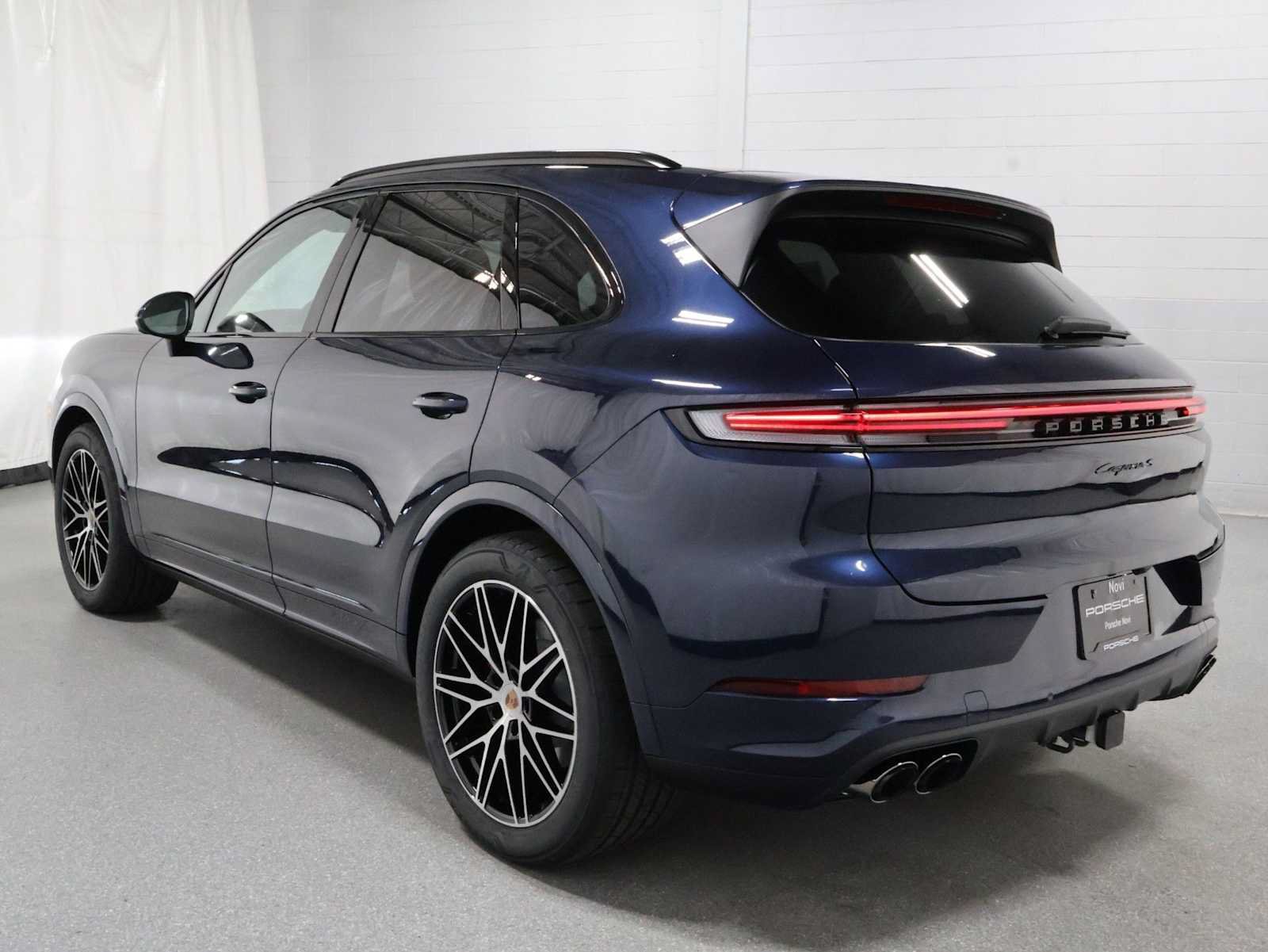 New 2026 Porsche Cayenne S AWD/4WD image 3