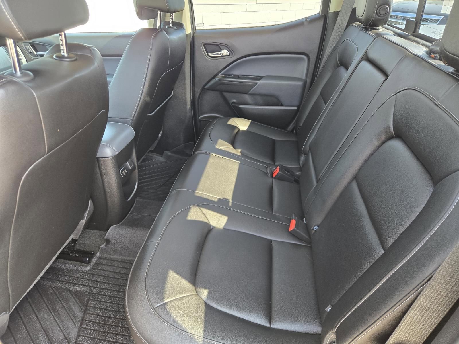 Used 2018 Chevrolet Colorado Z71 w/ Centennial Edition image 28