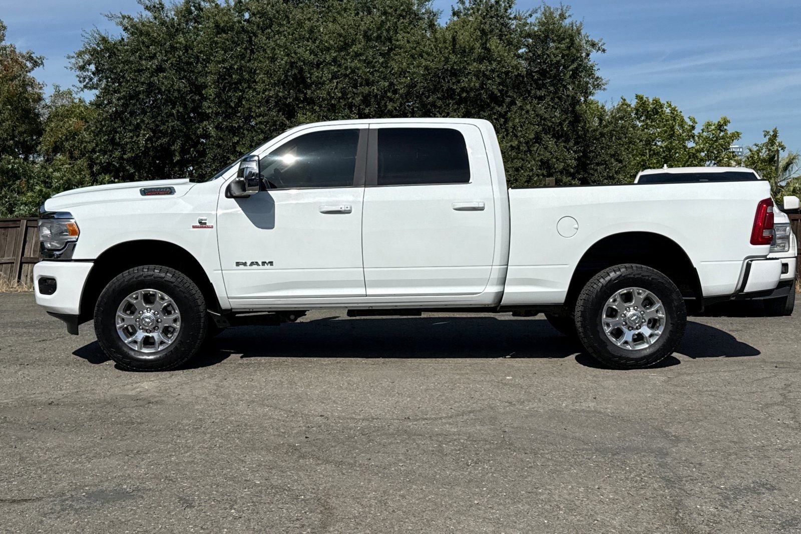 Used 2024 RAM 2500 Laramie AWD/4WD image 7