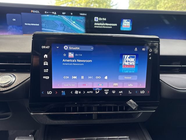New 2026 Lincoln Nautilus Reserve AWD/4WD image 16