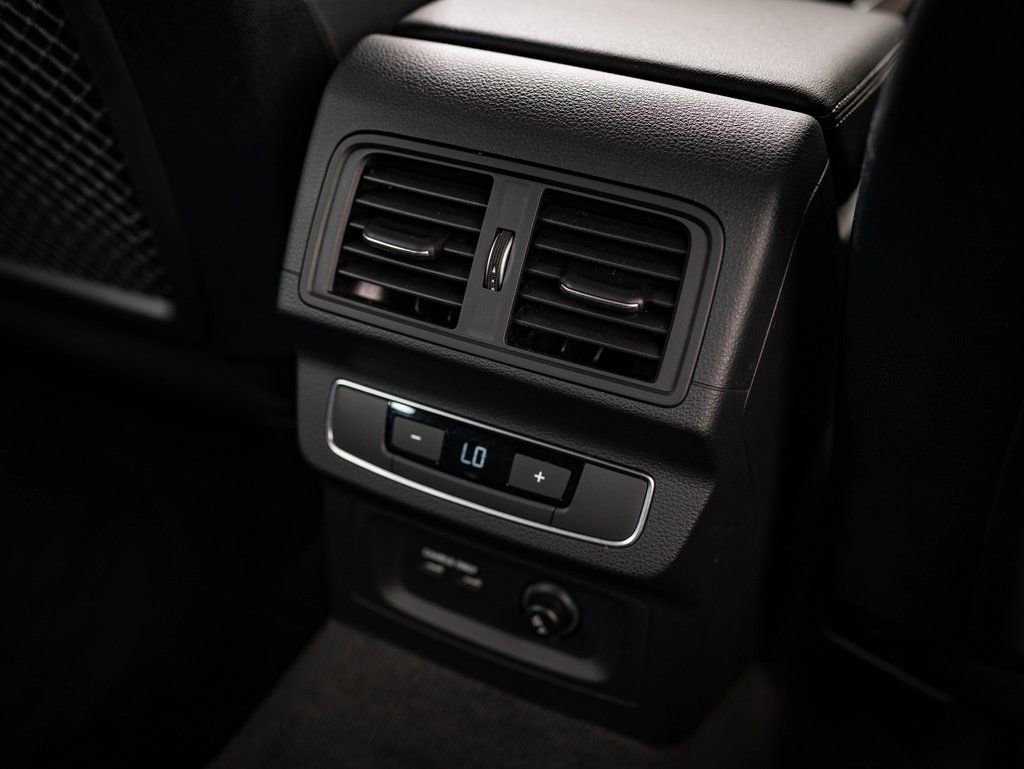 Used 2023 Audi Q5 2.0T Premium w/ Convenience Package image 35