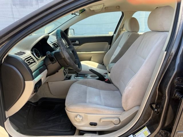 Used 2006 Ford Fusion SE FWD image 2